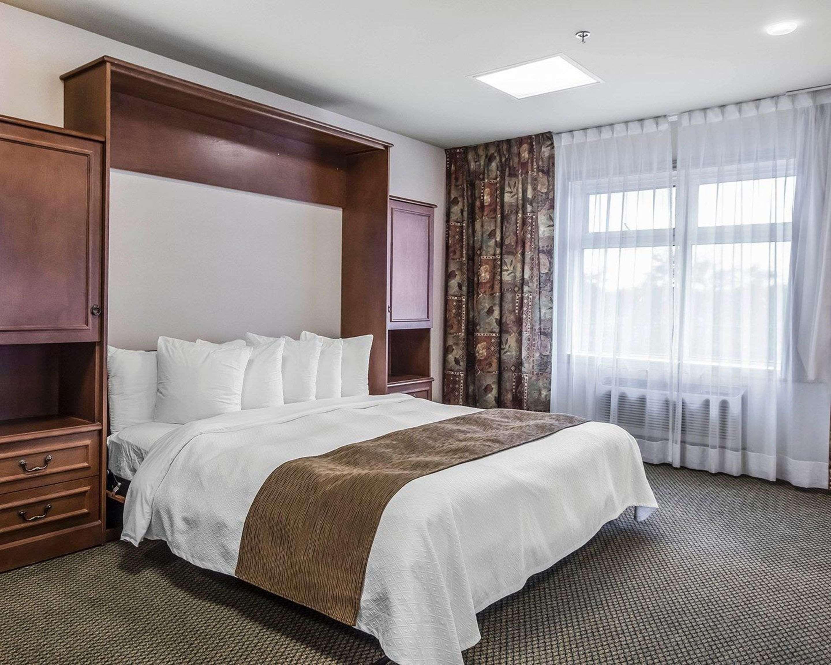 Quality Suites Drummondville Exterior foto